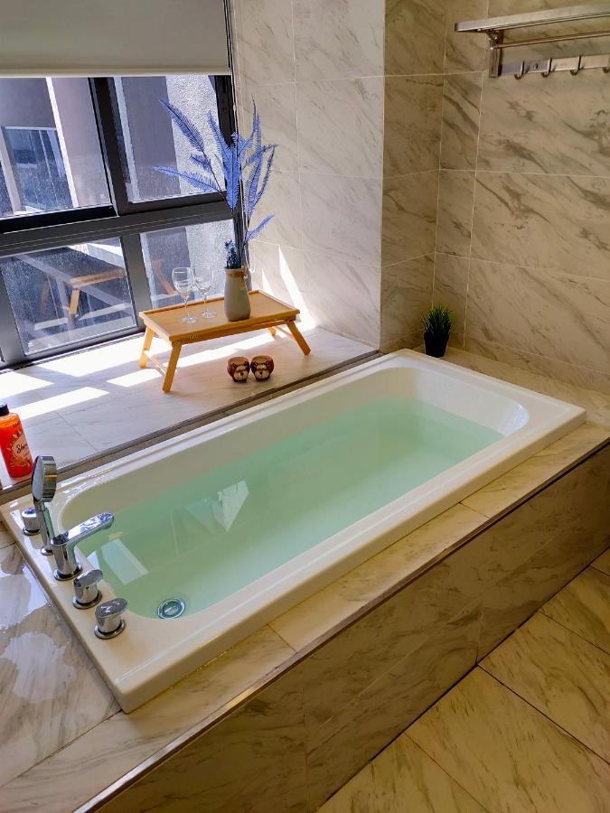 Melaka Town - Imperio Residence Studio With Bathtub Malacca Exterior foto